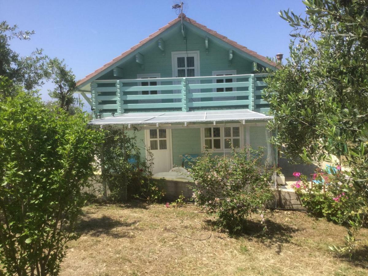 The Cabin, Кипарисия Экстерьер фото